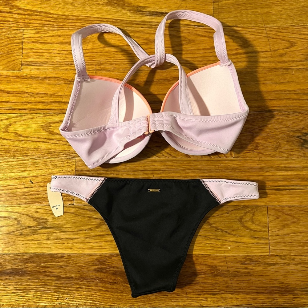 Victoria’s Secret Colorblock Bikini Set in Purple and Black Size 34D & M NWT - Picture 2 of 2